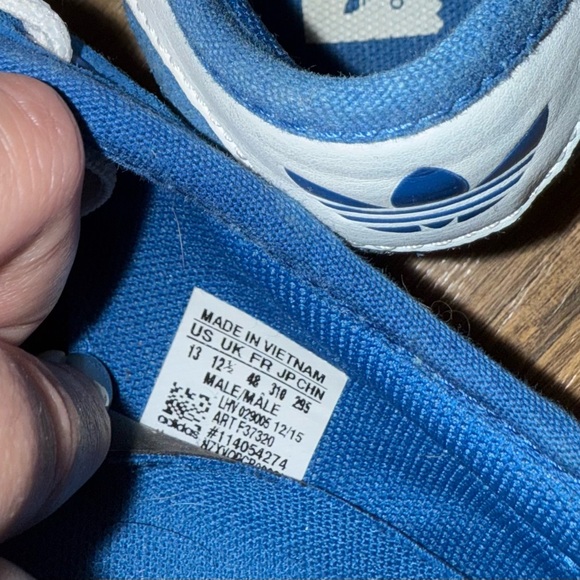 Adidas Suede Blue and White Men's Sneakers - Picture 4 of 4